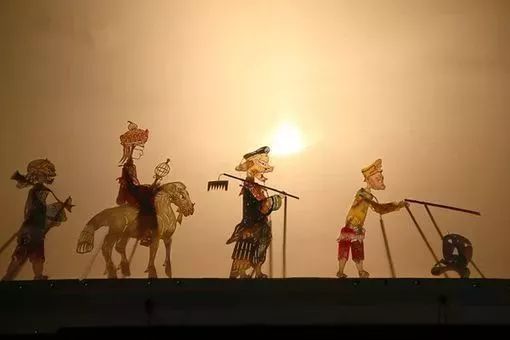 指尖光影，心傳經(jīng)典 游戲圈皮影戲藝術(shù)活動策劃案